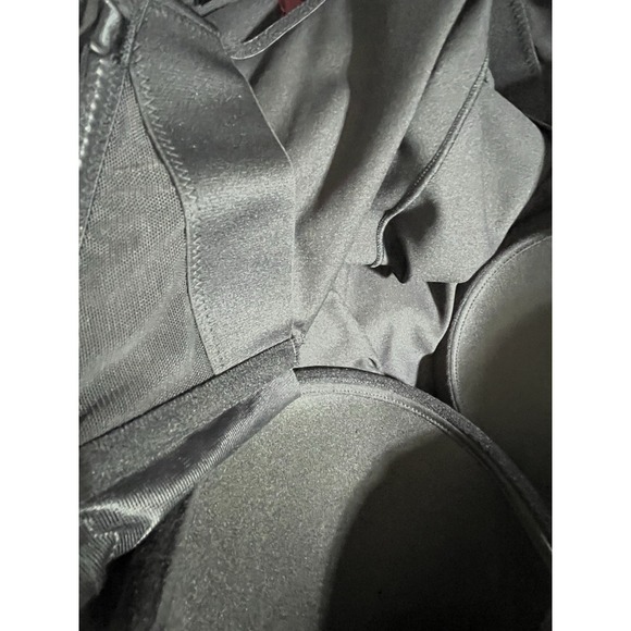 Skims Body Molded UNDERWIRE THONG BODYSUIT Onyx Black NWT Size M - Picture 10 of 10